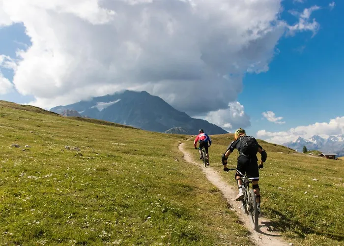 Pierra Néva, Terrasse Et Confort 4 étoiles *