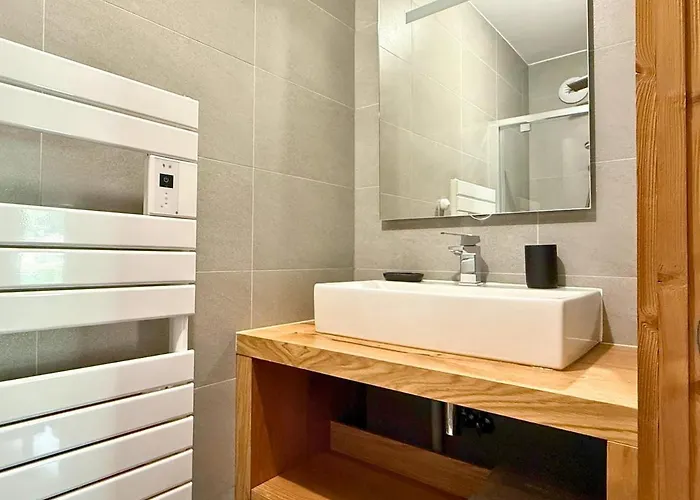 Pierra Néva, Terrasse Et Confort 4 étoiles